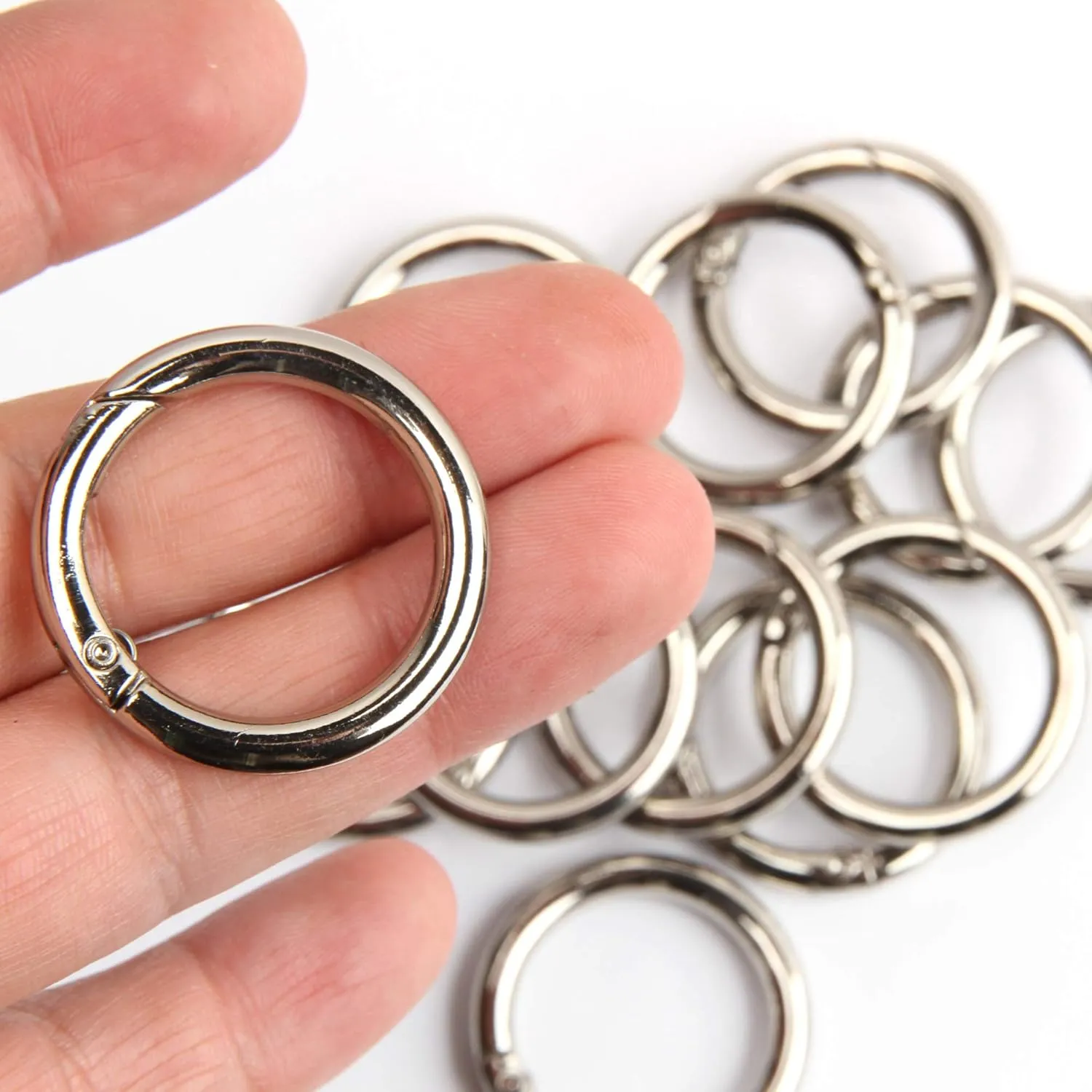 15pcs Trigger Spring O Rings Round Carabiner Clip Snap for Keyrings Buckle, Bags,Purses (Silver, 1 inch)
