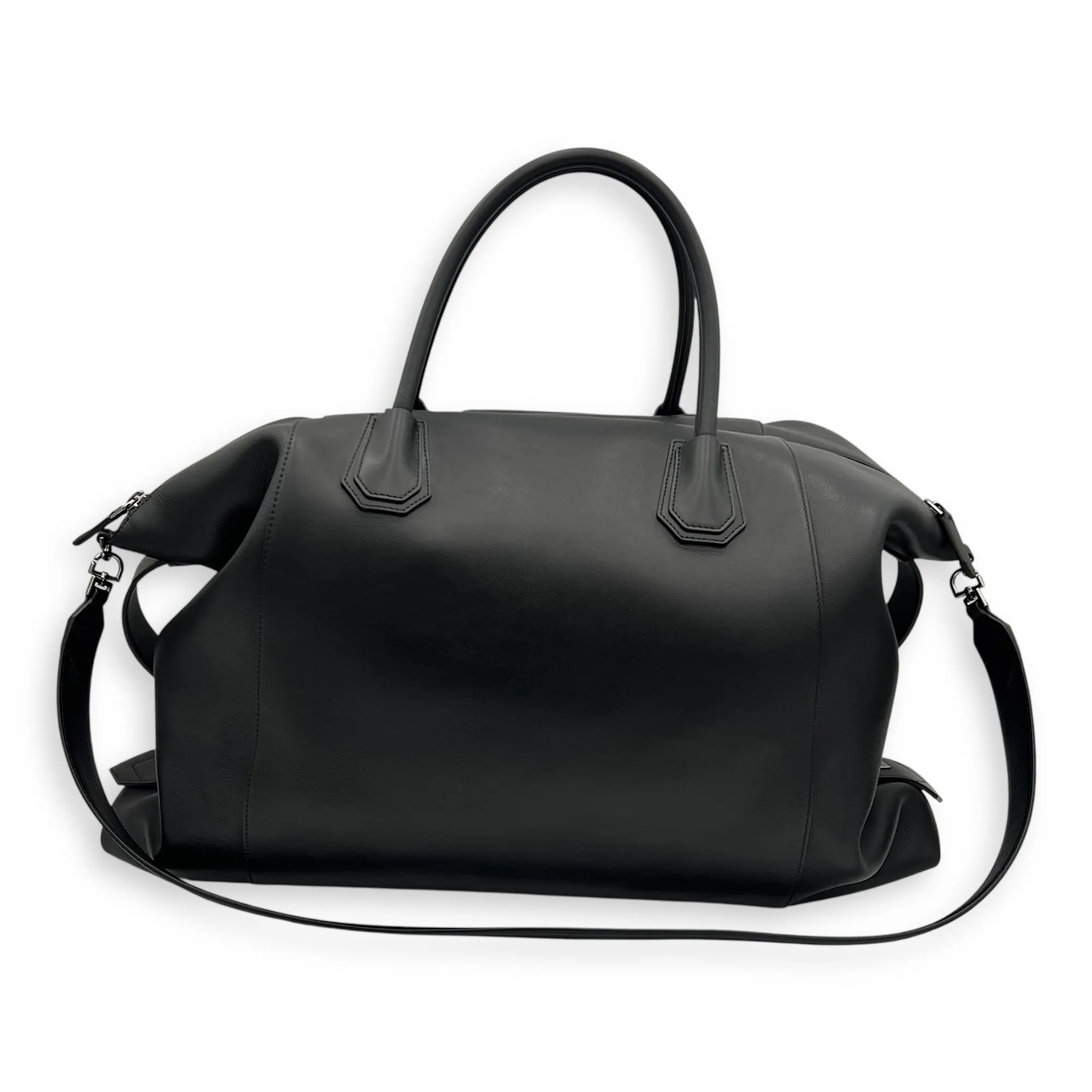 Antigona Maxi Black Duffle Bag in Calfskin, Silver hardware