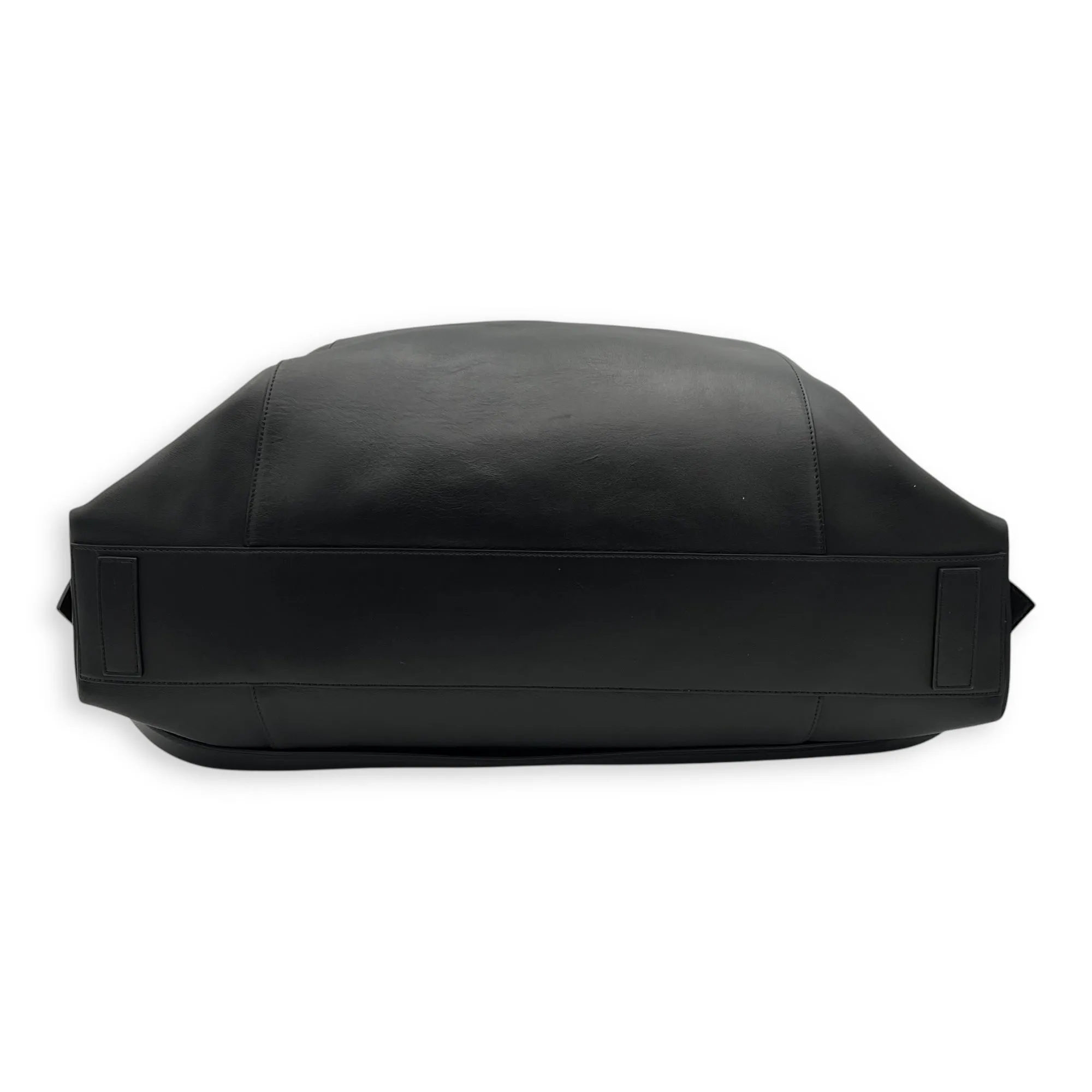 Antigona Maxi Black Duffle Bag in Calfskin, Silver hardware