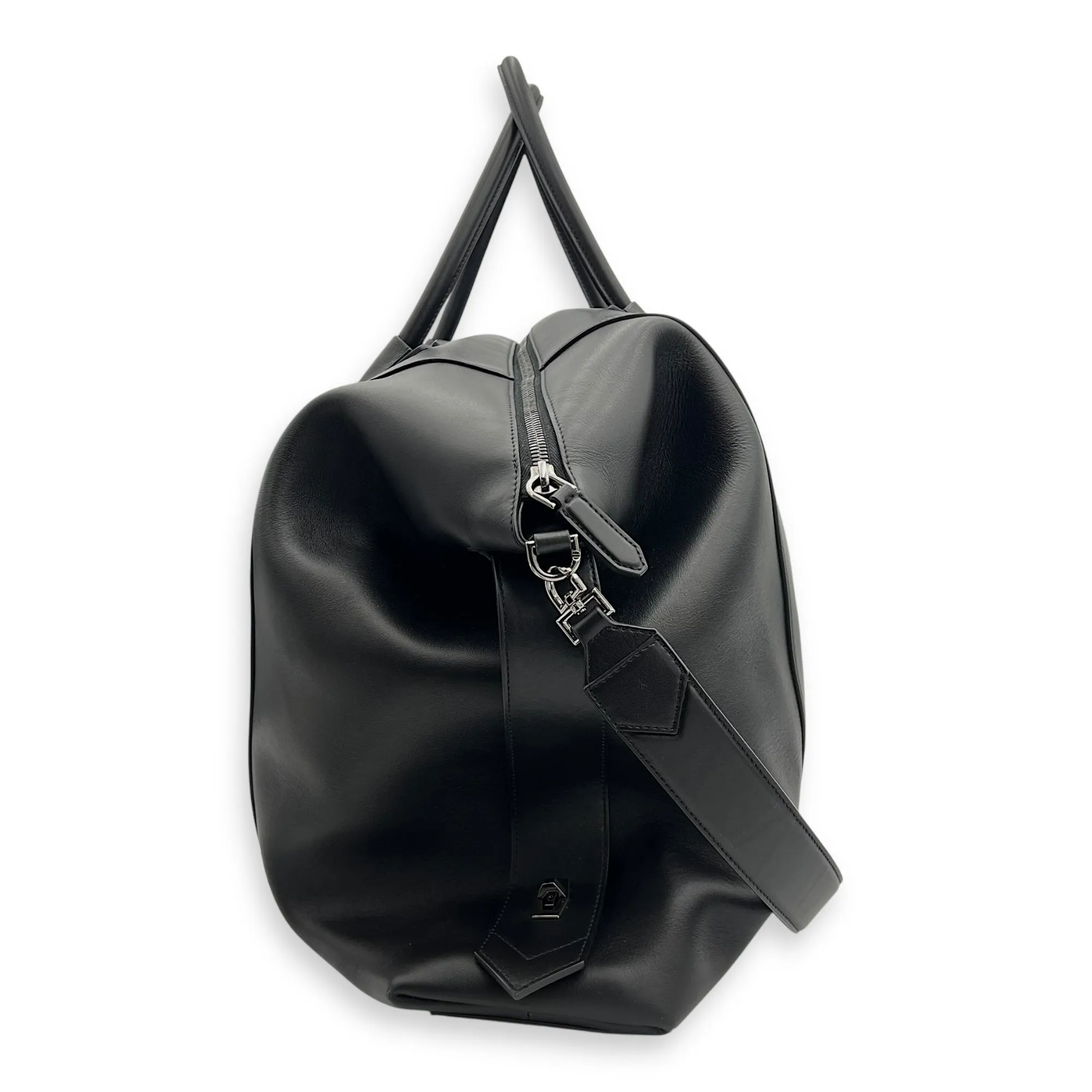Antigona Maxi Black Duffle Bag in Calfskin, Silver hardware