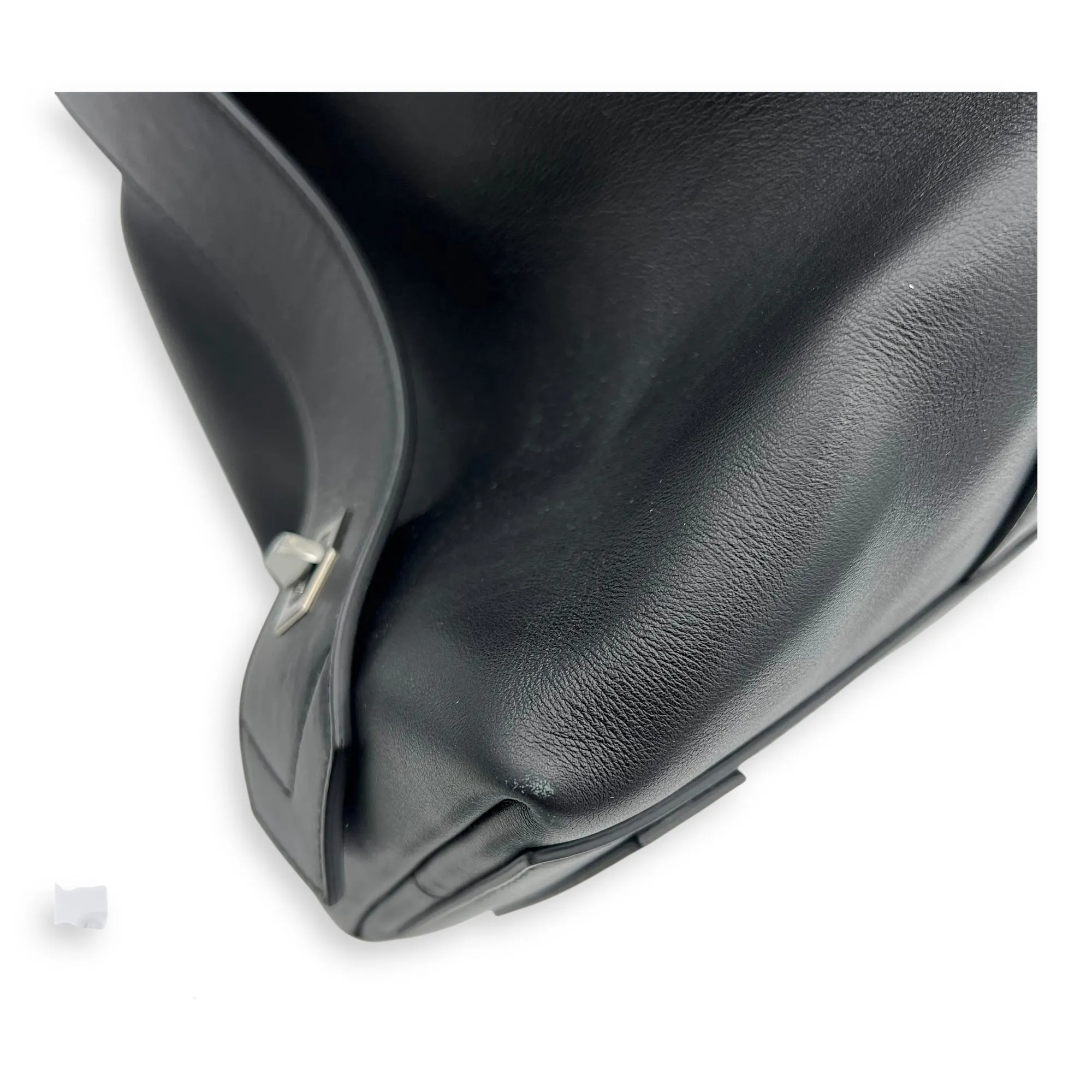 Antigona Maxi Black Duffle Bag in Calfskin, Silver hardware