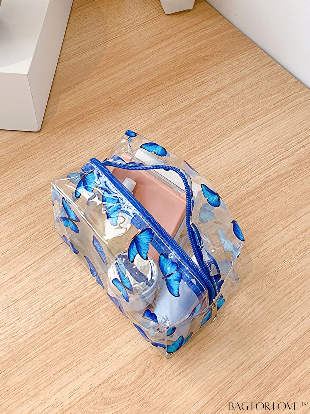 BagForLove - PVC Transparent Heart Pattern Cosmetics Bag: Waterproof, Portable, Cute & Multipurpose