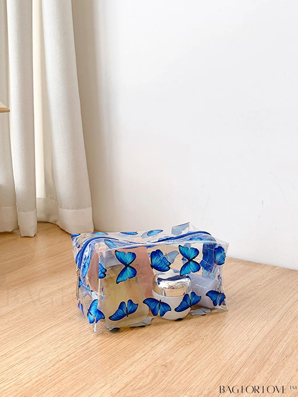 BagForLove - PVC Transparent Heart Pattern Cosmetics Bag: Waterproof, Portable, Cute & Multipurpose