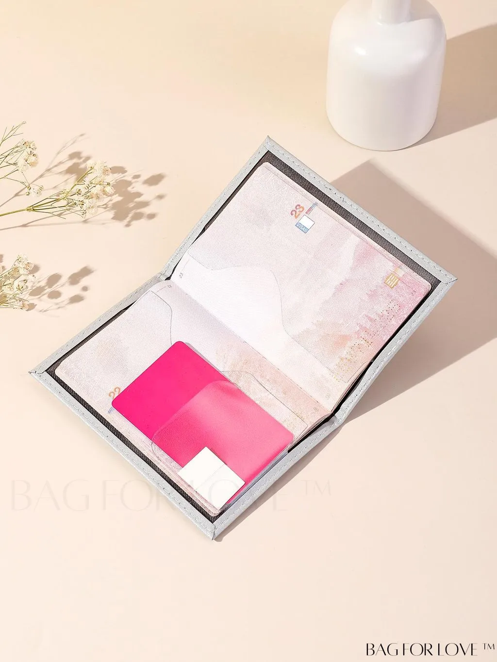 BagForLove - Travel-Ready Marble Pattern Passport Holder