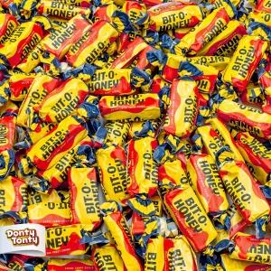 BIT-O-HONEY Candy 2 lbs – Retro Taffy Bulk Bag, Honey & Almond Flavor, Soft Chewy, Individually Wrapped (130 Pieces)