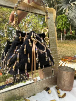 Black & Gold Potli