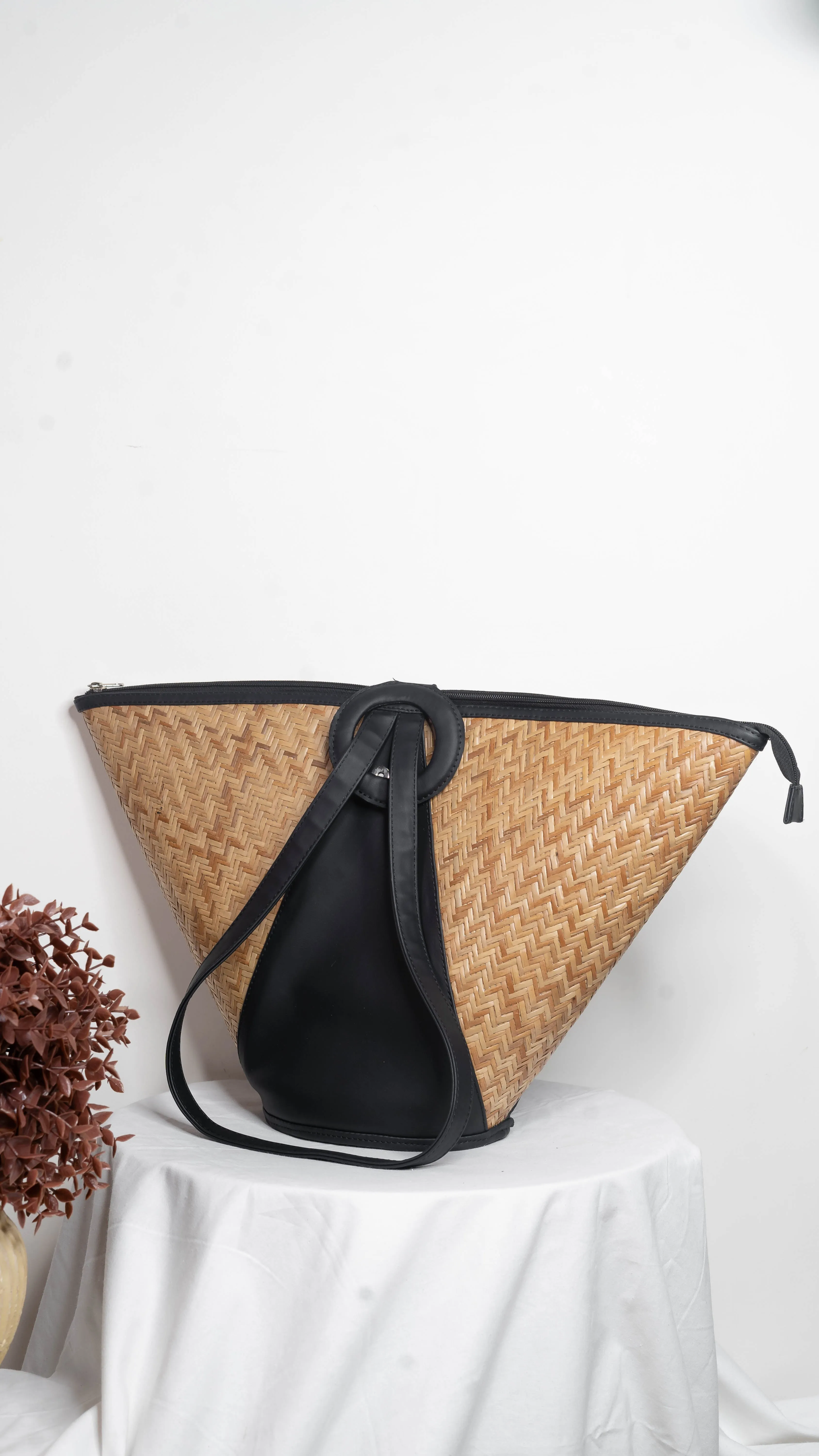 Black Beach Tote
