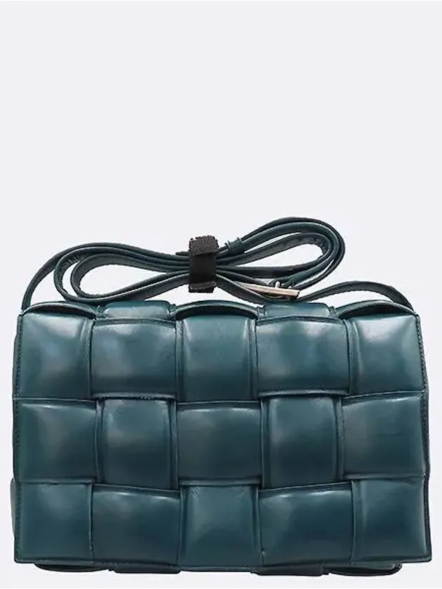 Bottega Veneta 591970 Lambskin padded cassette silver shoulder and cross bag
