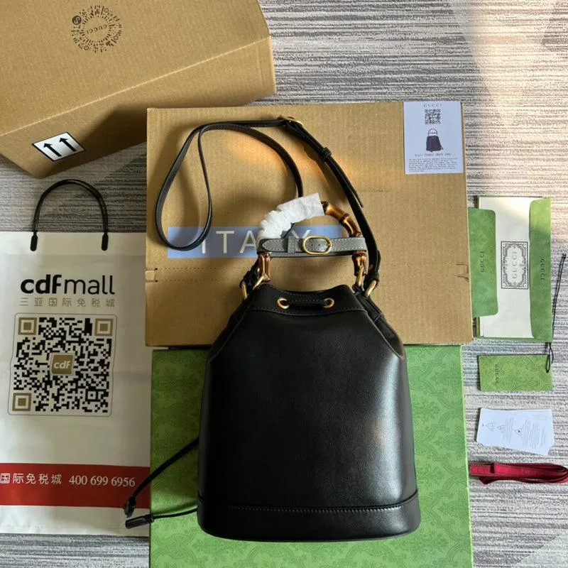 Charm - GG Bags - 1010