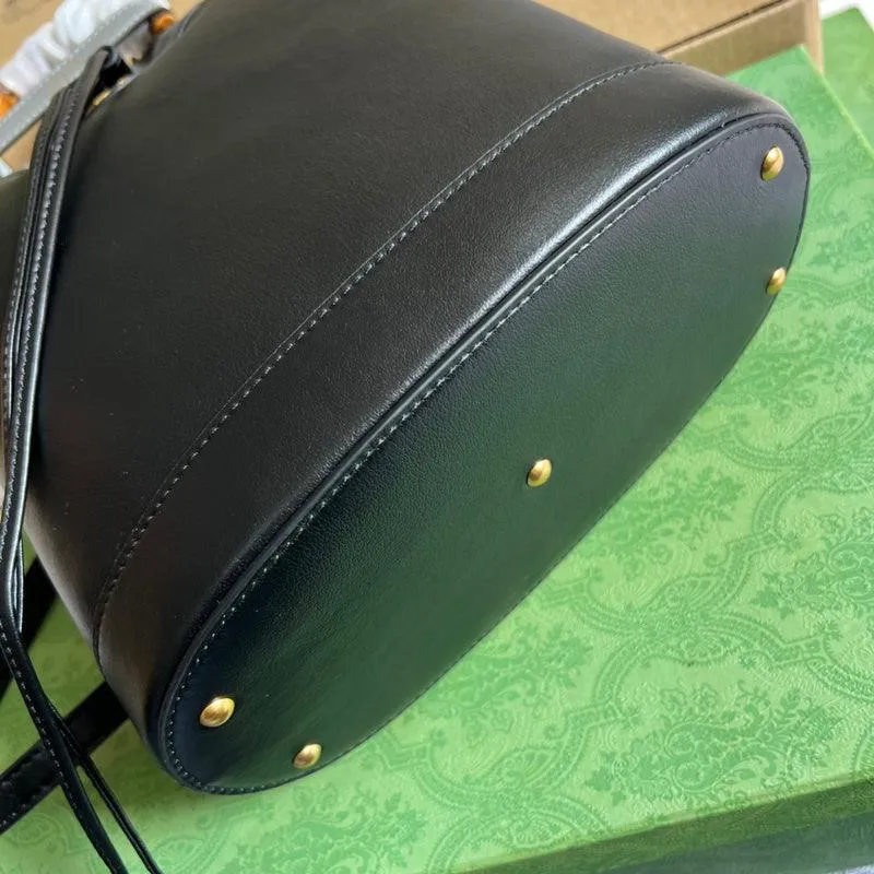 Charm - GG Bags - 1010