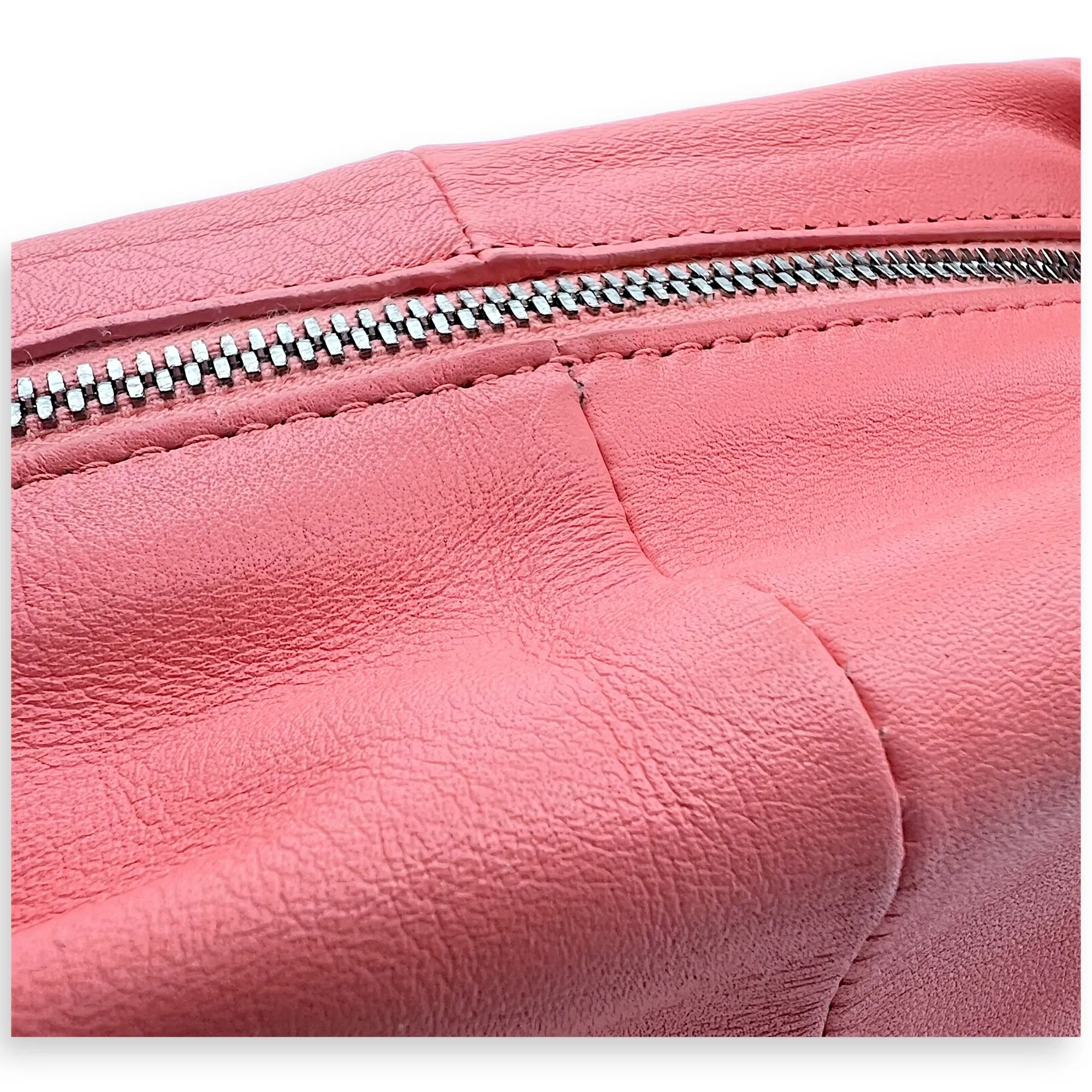 Double Knot Pink Shoulder Bag in Lambskin, Silver hardware