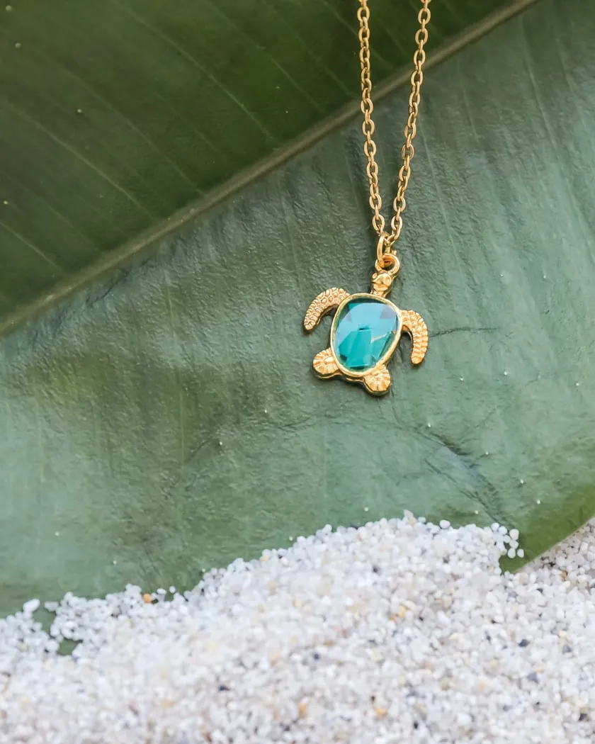 Eco Turtle Necklace in Gold with Ocean Plastic
