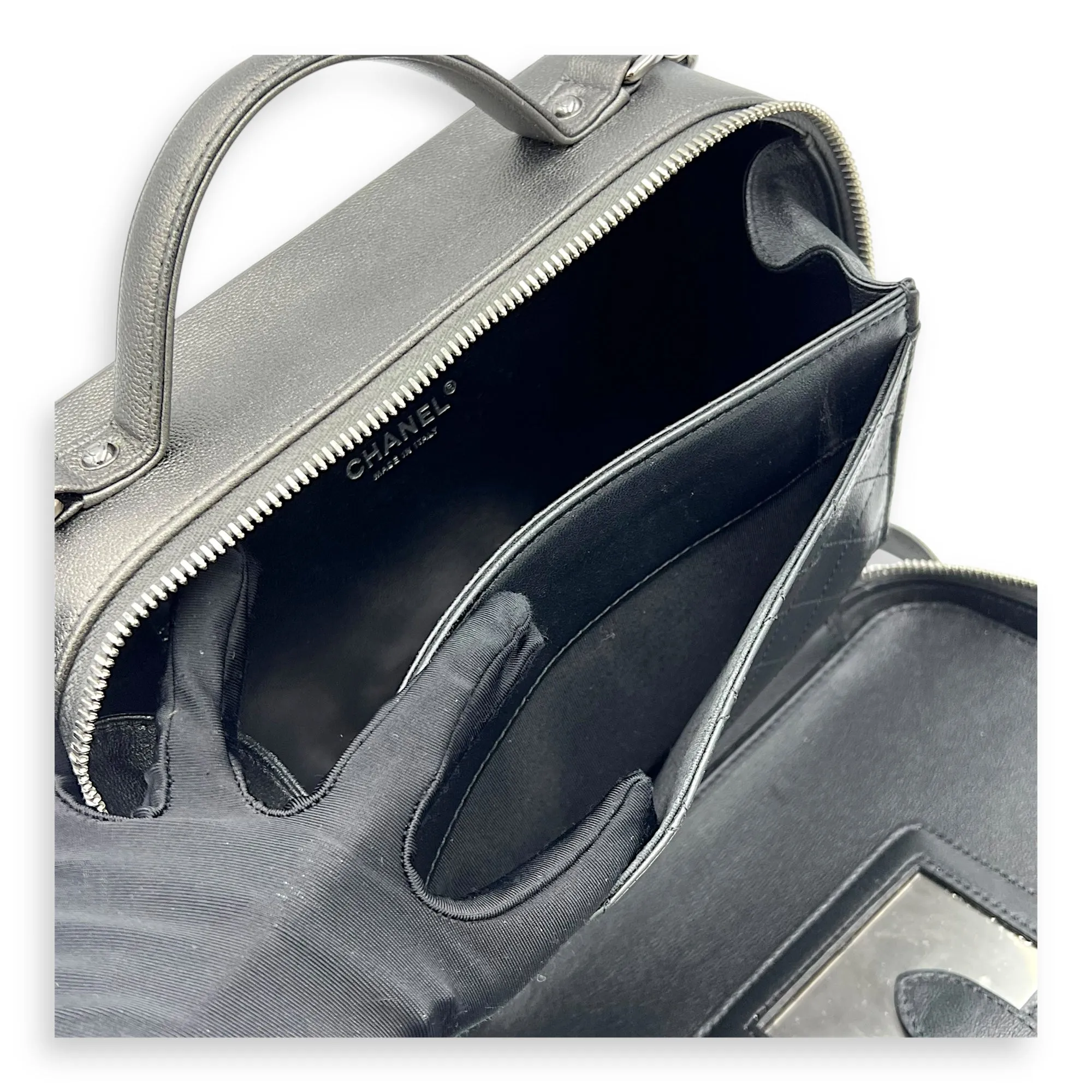 Filigree Vanity Bag Silver in Caviar Leather, Silver hardware