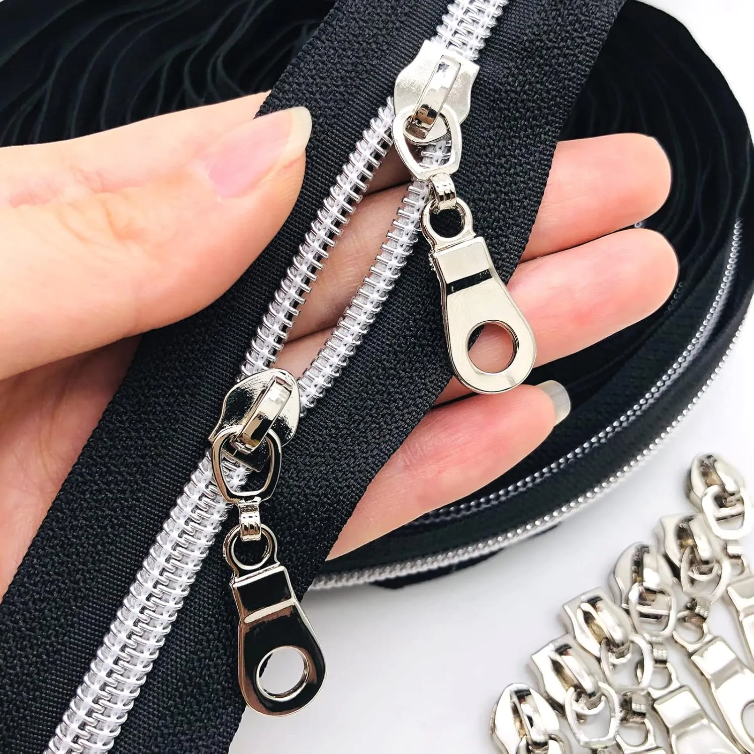 Goyunwell #5 Nylon Coil Zipper Pull Bulk 50pcs Metal Durable Zipper Slider Head for Purse Bagpack Craft Making Easy Replacement Silver