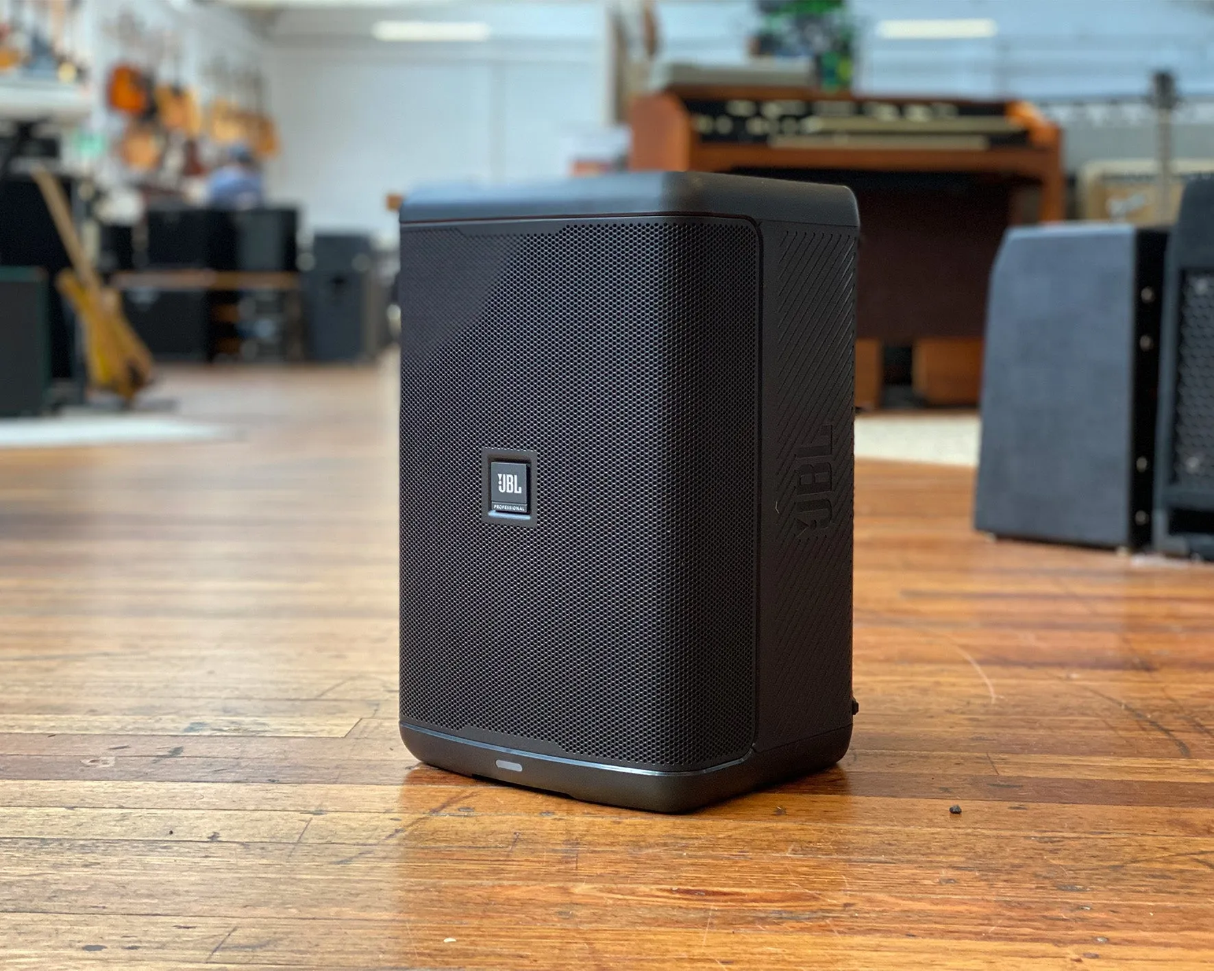JBL Eon One Compact Rechargeable PA Speaker
