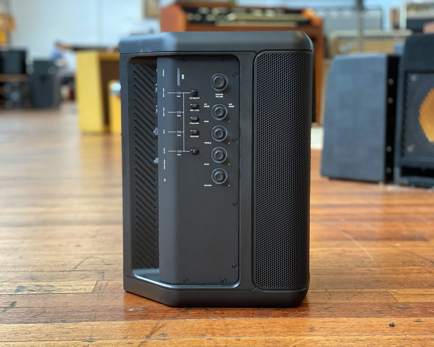 JBL Eon One Compact Rechargeable PA Speaker