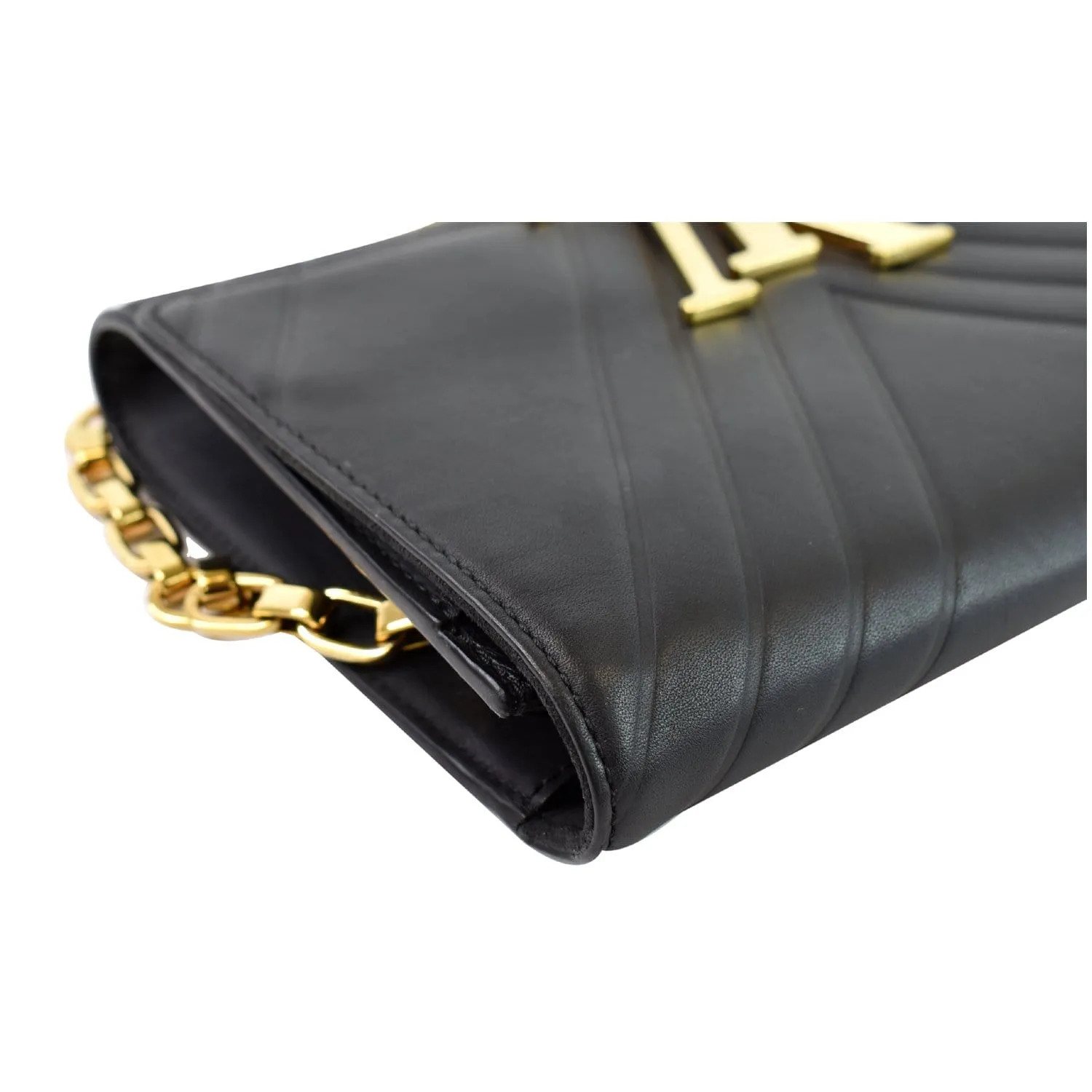 LOUIS VUITTON Airy V Louise GM Calfskin Pochette Chain Shoulder Bag Black