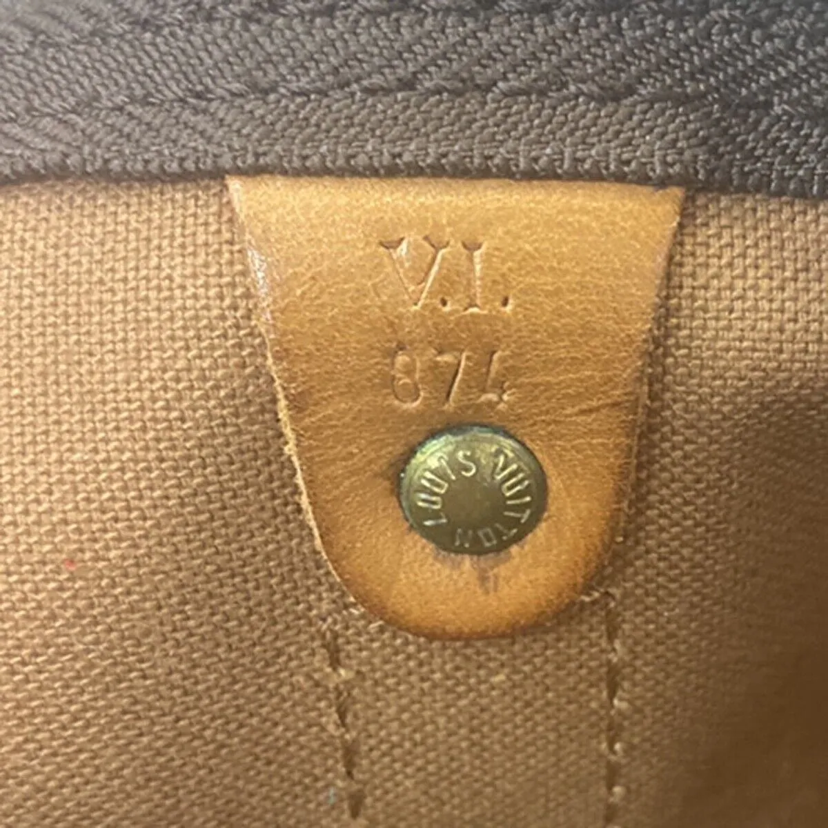 Louis Vuitton Keepall 45  Canvas Travel Bag ()