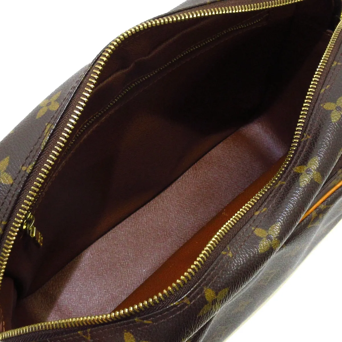 Louis Vuitton Nile  Canvas Shoulder Bag ()