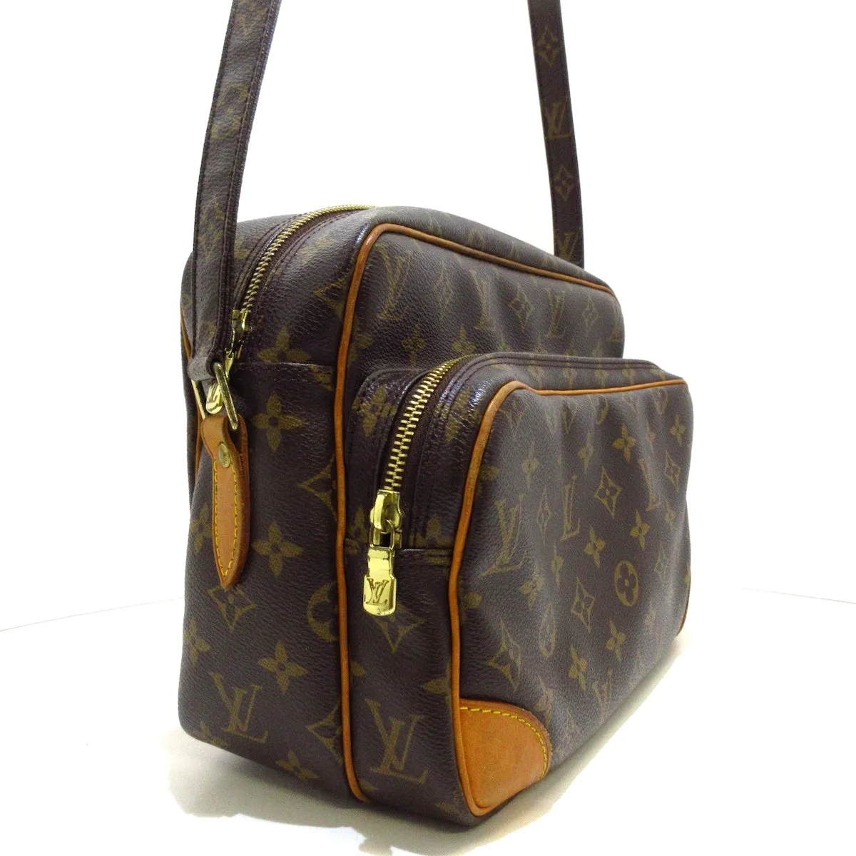 Louis Vuitton Nile  Canvas Shoulder Bag ()