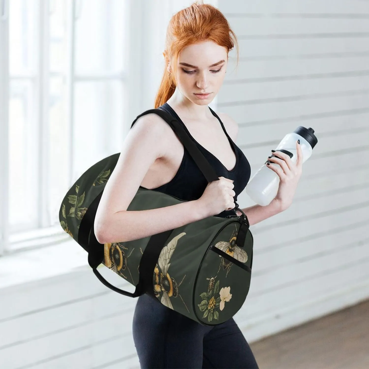 MNSRUU Sports Duffel Bags, Bees Flower Athletic Gym Bag Overnight Workout Travel Tote Luggage for Men Women Yoga