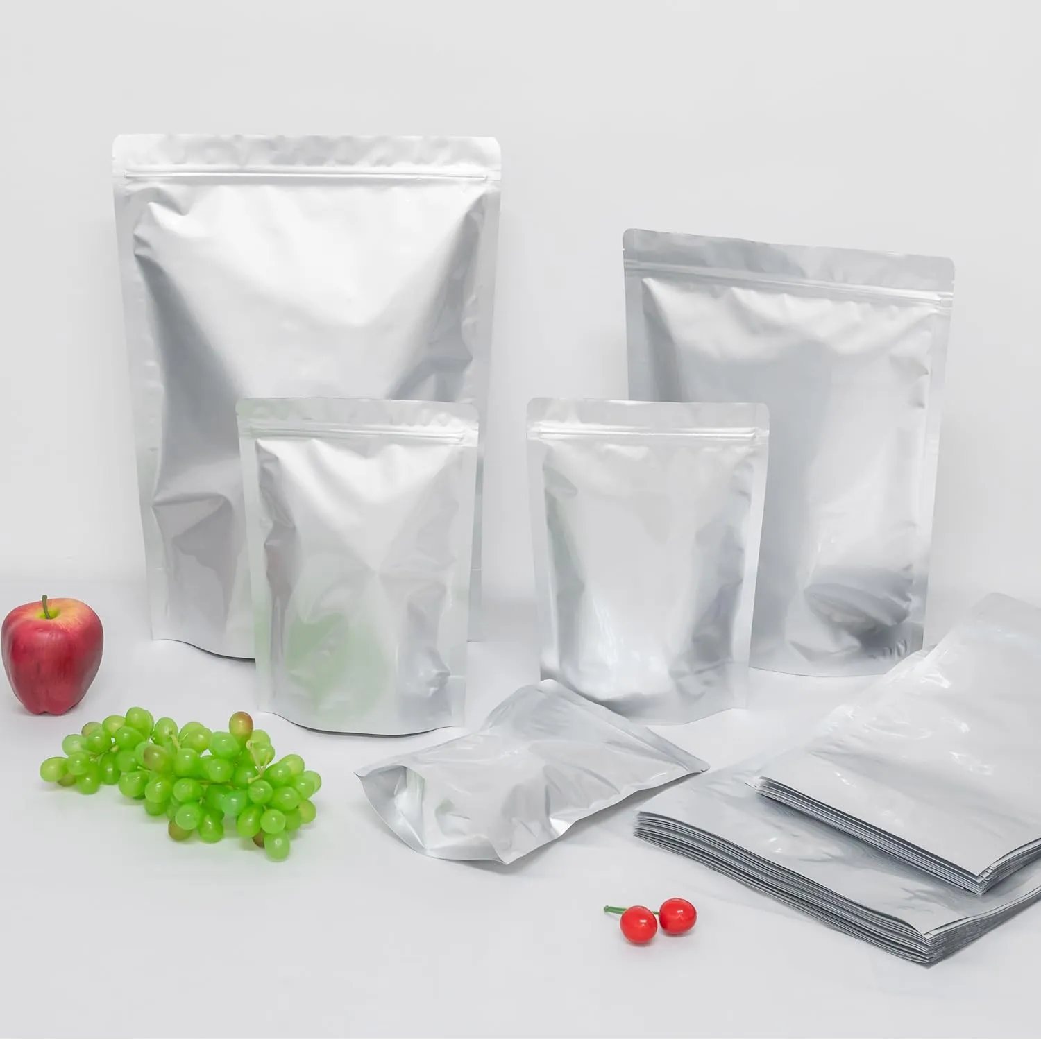 Mylar Bags 1Quart 50PCS 10"X7" for Food Storage with Oxygen Absorbers&Labels,10Mil Thick Resealable Zipper&Heat Seal Stand Up Pouches for Packaging Long Term,Dried Food,BPA Free