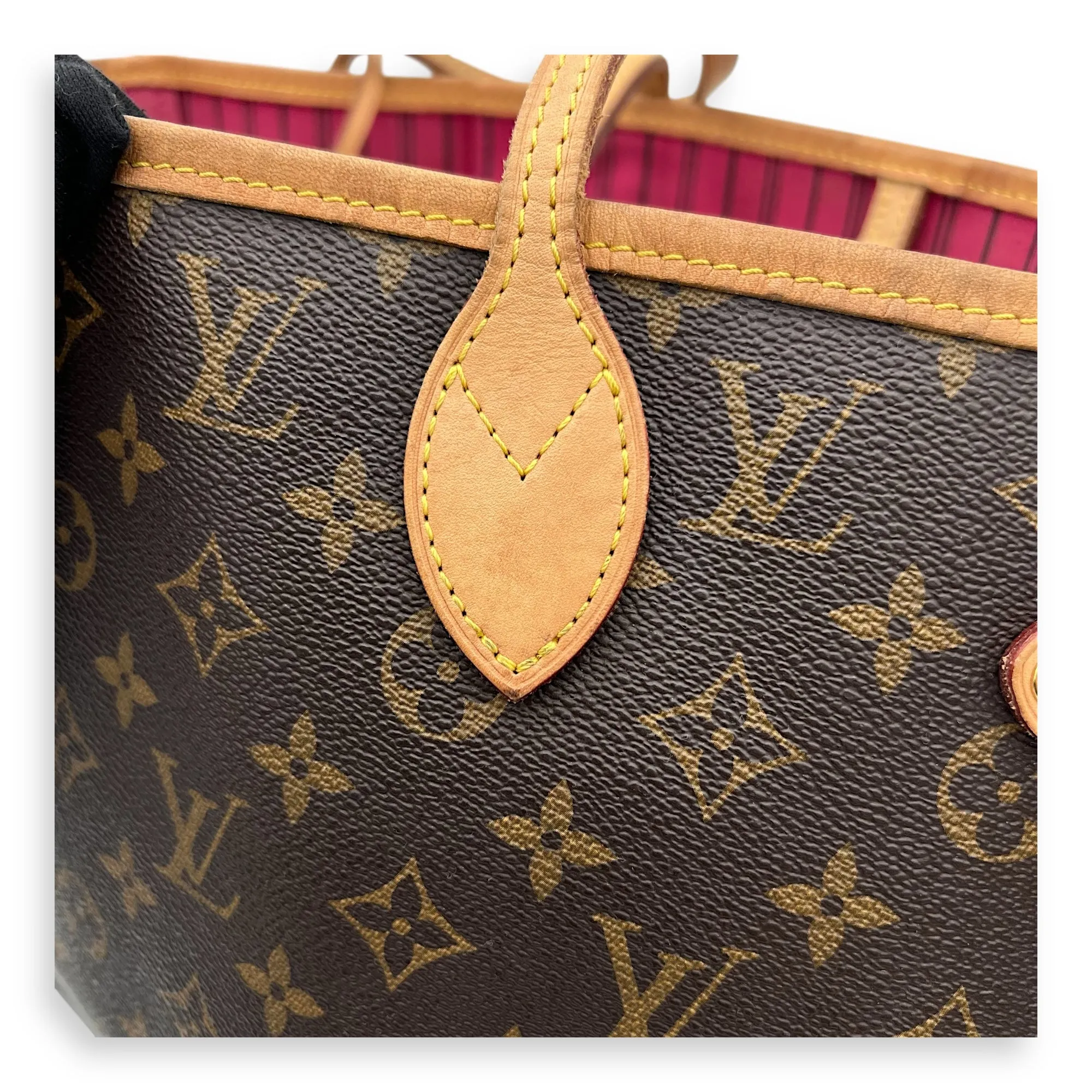 Neverfull MM Brown Tote Bag in Monogram Coated Canvas, Gold hardware