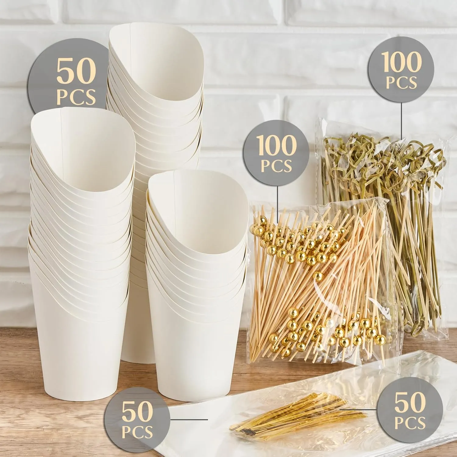 Ocmoiy Disposable Charcuterie APPETIZER CUPS with Sticks and Bags - Kraft Paper, 14 oz, White - 50 Cups, 200 Picks, 50 Bags