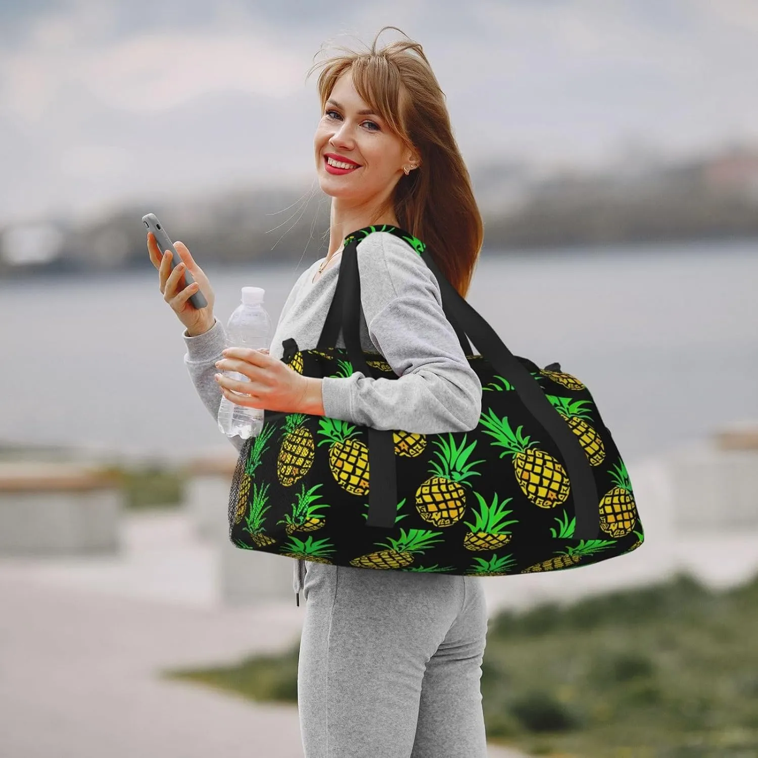 Pineapples Pattern Duffle Bag Foldable Travel Tote Bag Carry On Large Weekender Overnight Bags Waterproof Gym Bag For Women Men
