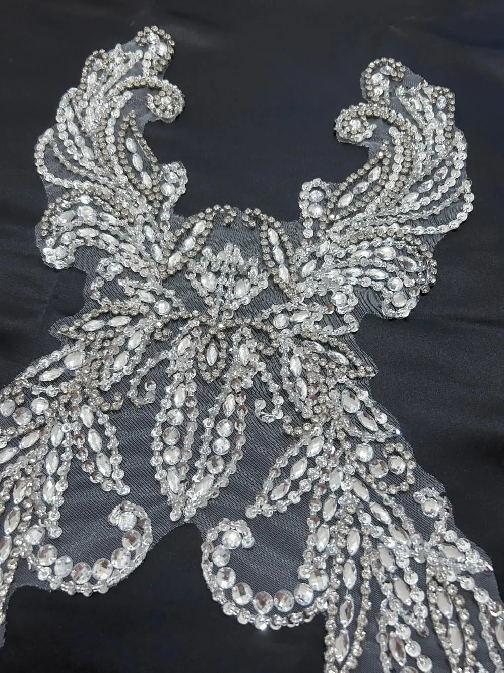 Rhinestones Applique Bodice Patch with Glass Crystal and Handsewing Beads for Wedding Evening Dresses 30x48cm (White Silver)