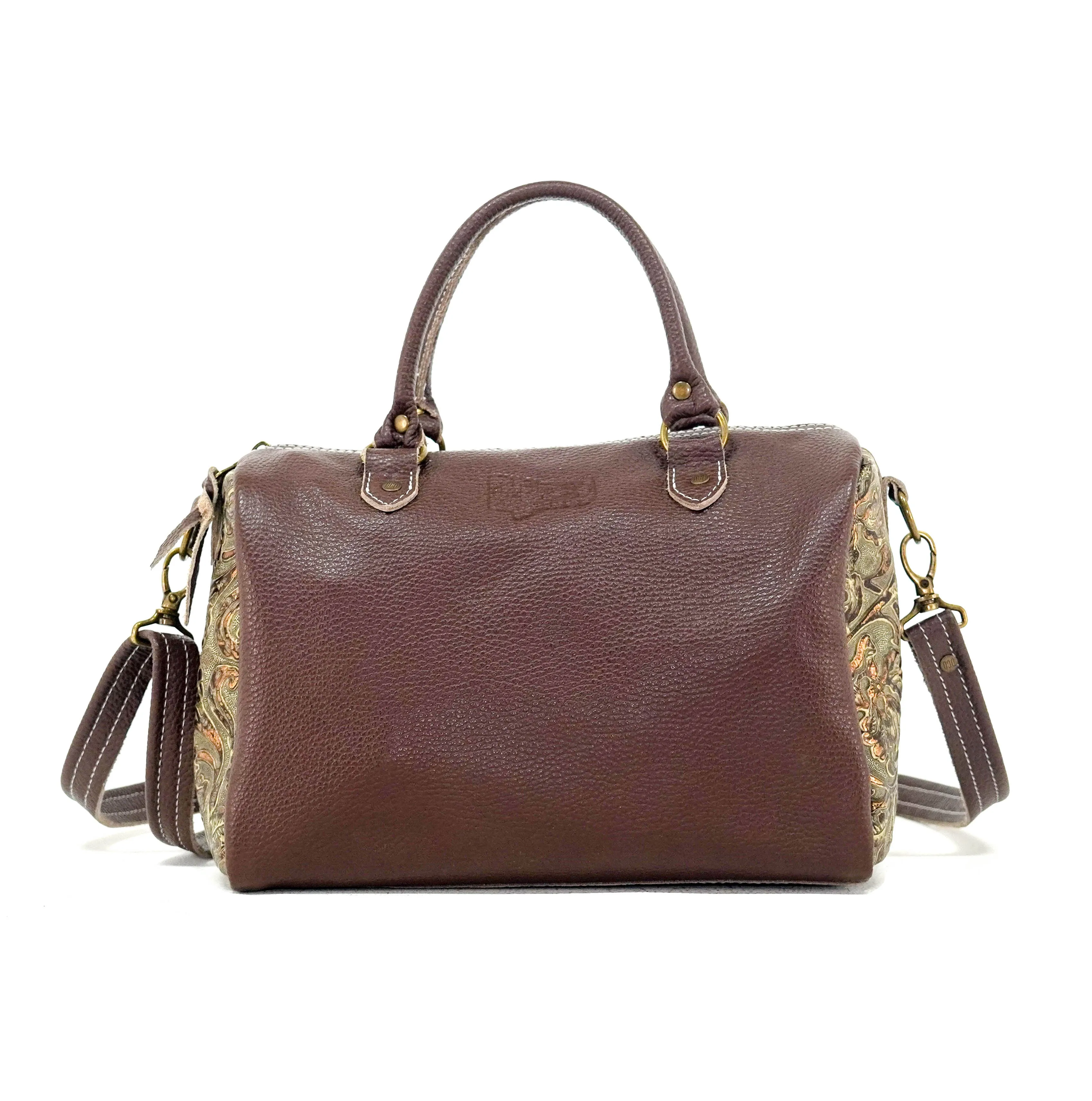 The Stowaway Classic - Chocolate & White w/ Gilded Tool