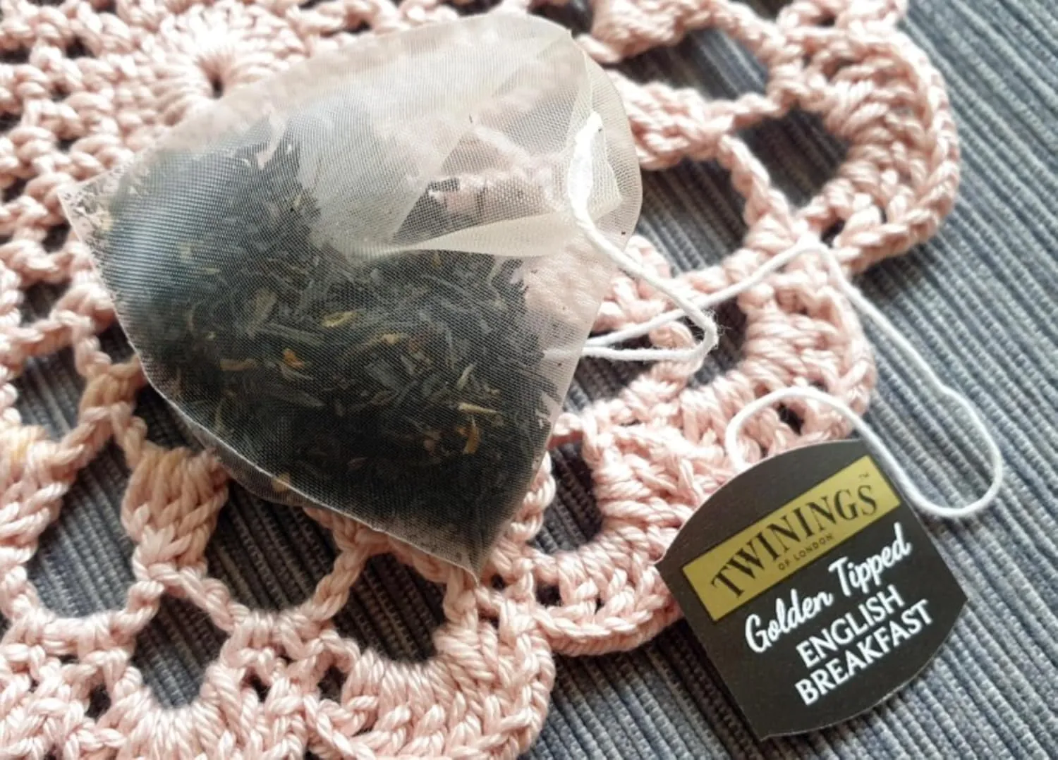 Twinings Discovery Collection Golden Tipped English Breakfast, 30 Large Leaf Pyramid Tea Bags