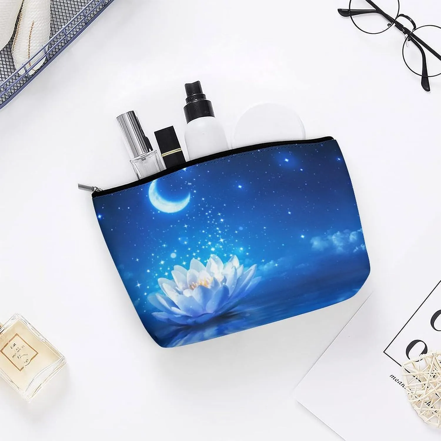Water Lily Pattern Large Makeup Bag, Cosmetic Bag,Travel Makeup Bag,Leather Makeup Pouch, Cosmetic Travel tote bags,Portable travel toiletry bag
