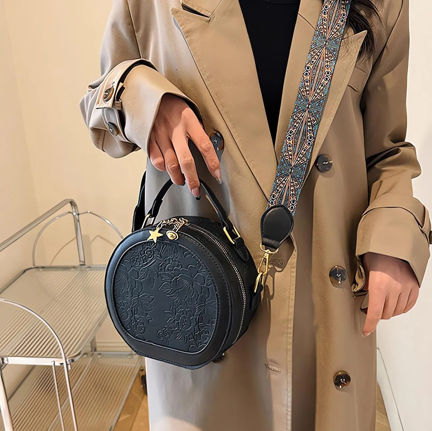 Women's Retro Flower Printing Handbags and Crossbody Bags,Female Purses Quilted Versatile Round Bags Satchel Bags
