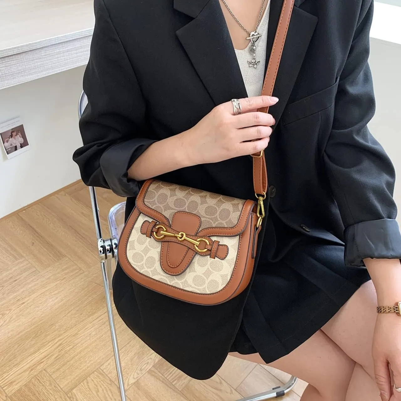 Women's Small Crossbody Bags with Golden Buckle Artificial Leather Purse Handbag in Fashionable Design
