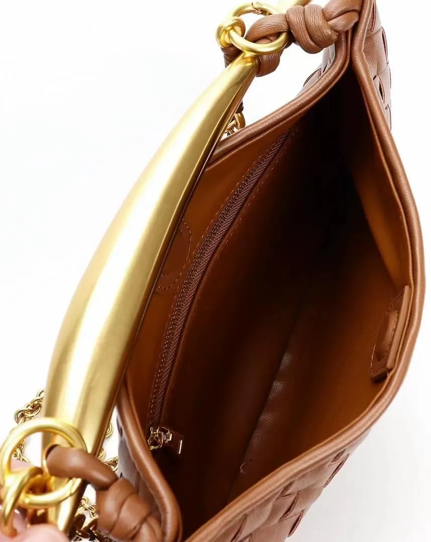 Woven leather chains, dumpling buns, metal handles, handbags, women's wallets, homeless people's bags, and knotted