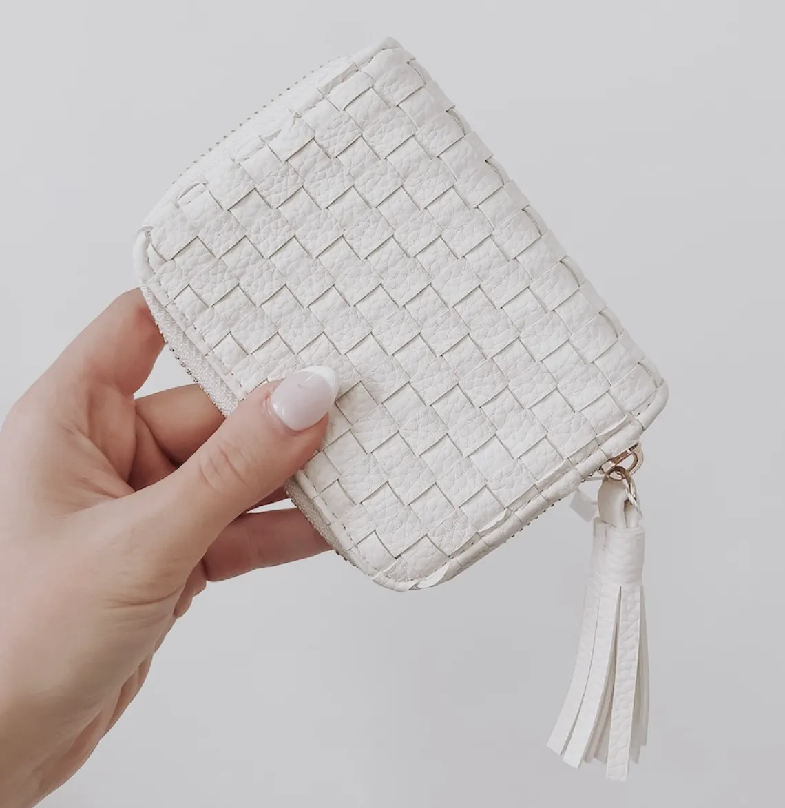 Wynona Woven Wallet (Pretty Simple)