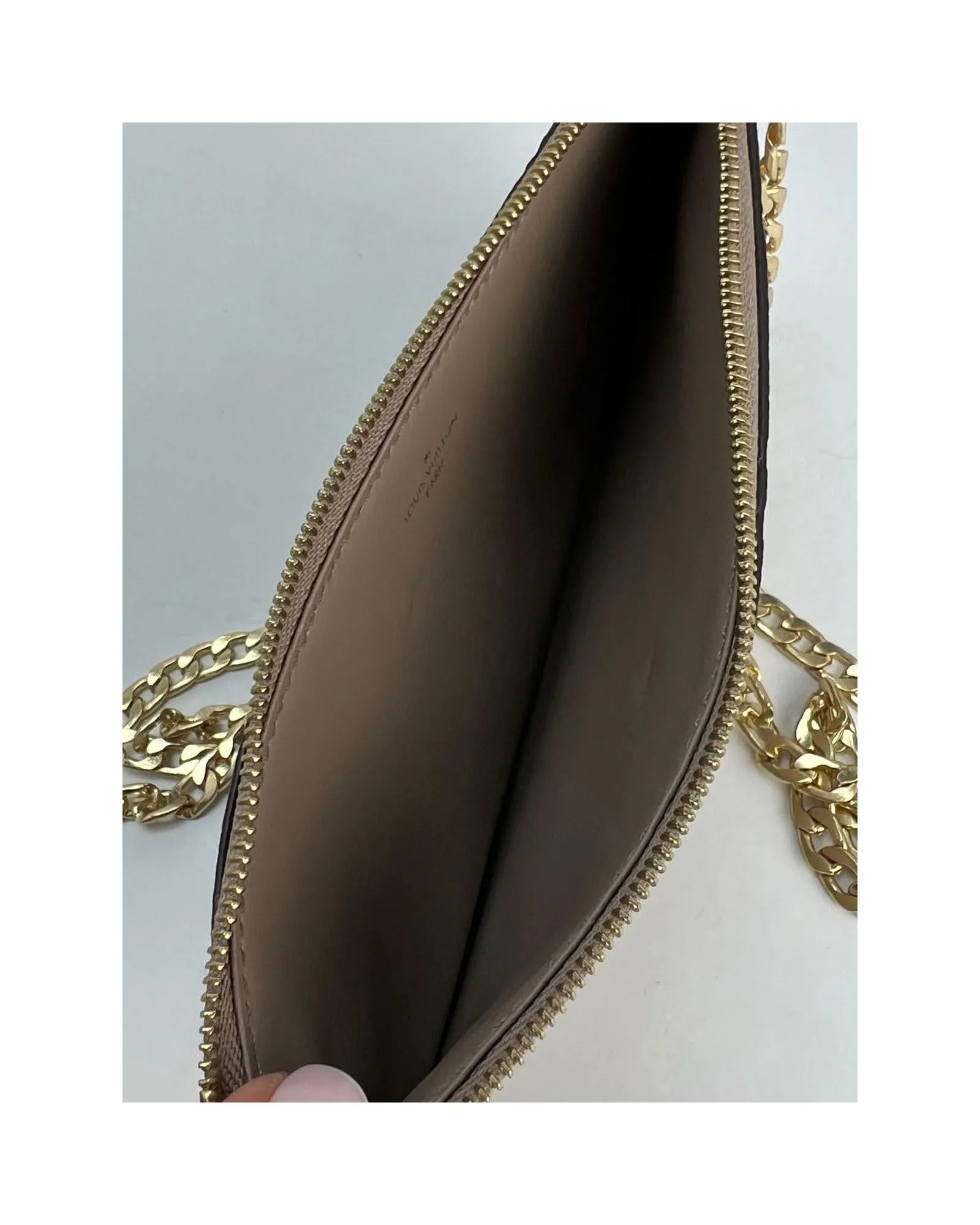 Zippered Pouch Coin Insert from Felicie Beige Empreinte Leather with Chain